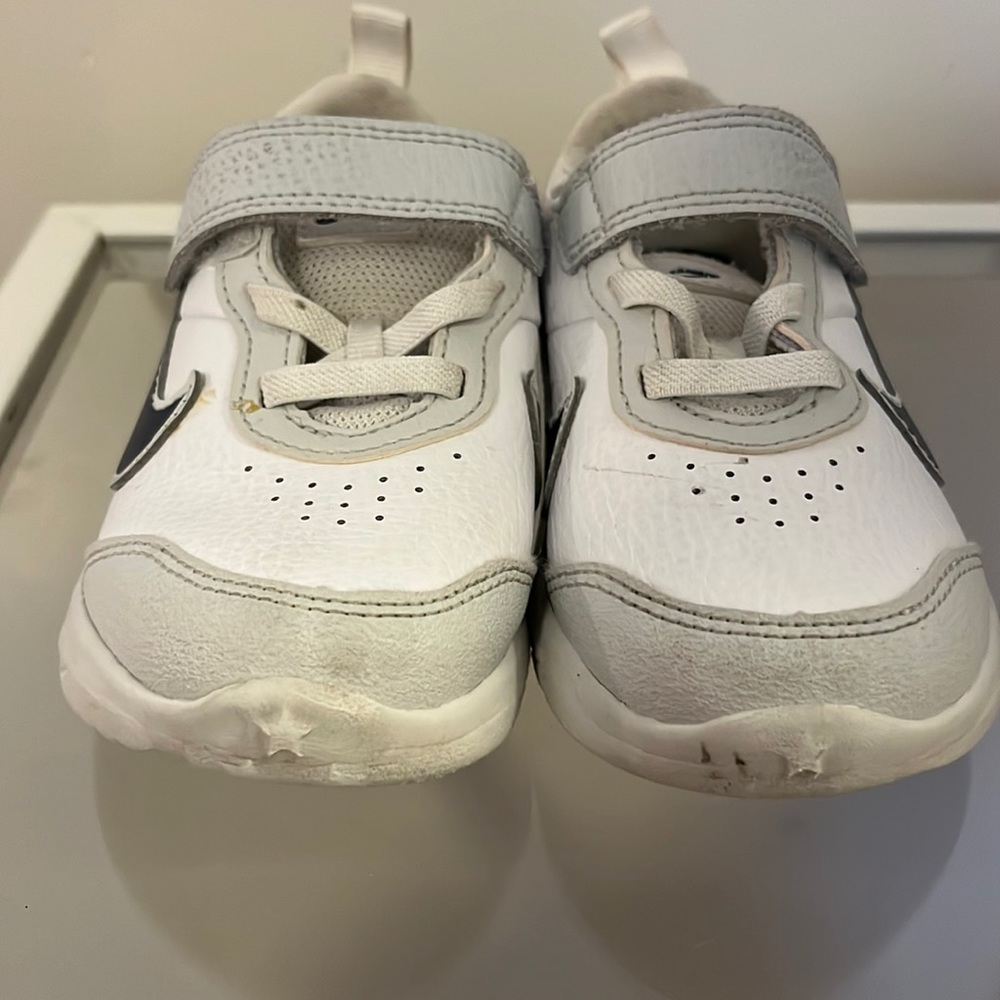 👟 Nike